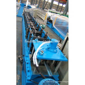 C shape roll forming machine